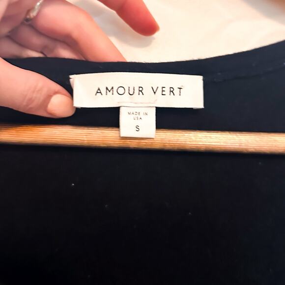 3 FOR $50! 🎁 AMOUR VERT Black Miley Softest Dream Knit Midi T-Shirt Dres… - Picture 4 of 7